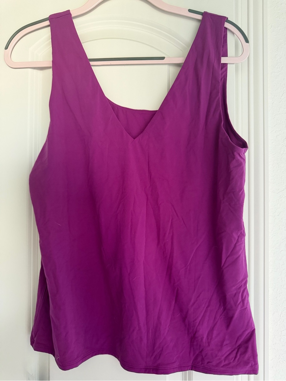 Women's Reversible V-Neck Tank Top in Baie